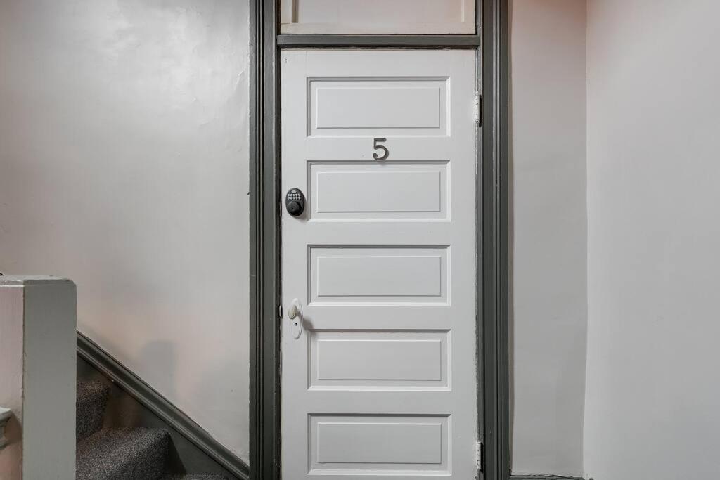 ריצ'מונד G5 King Bed Central Location Museums Free Parking מראה חיצוני תמונה